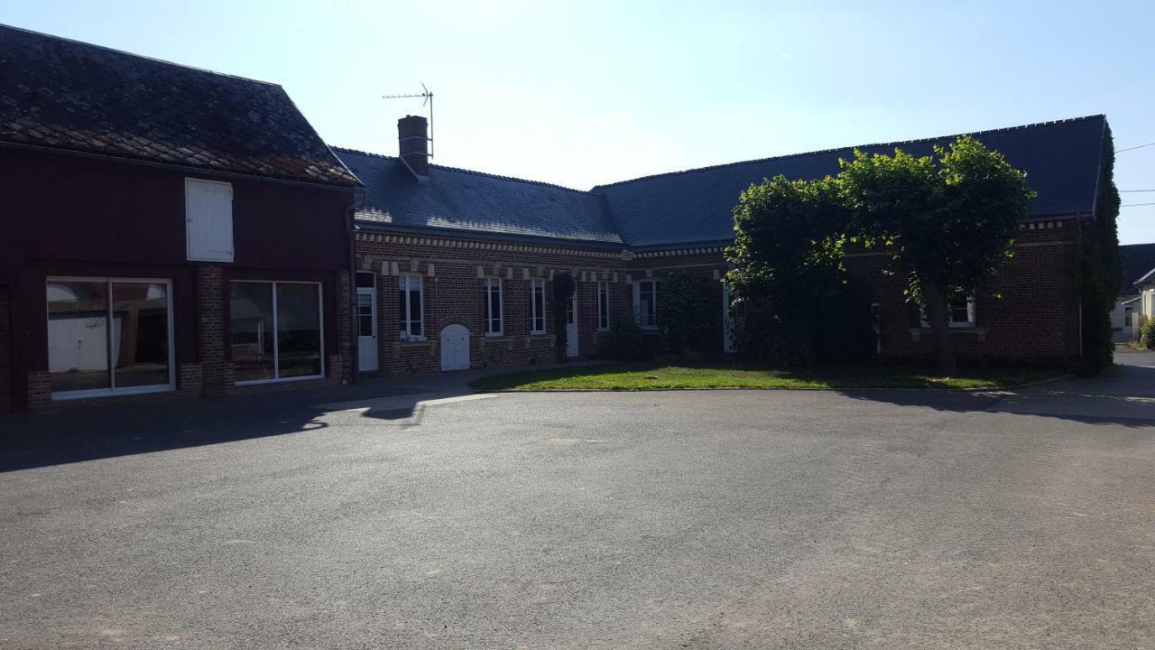Logement A La Ferme Hangest-en-Santerre Eksteriør bilde